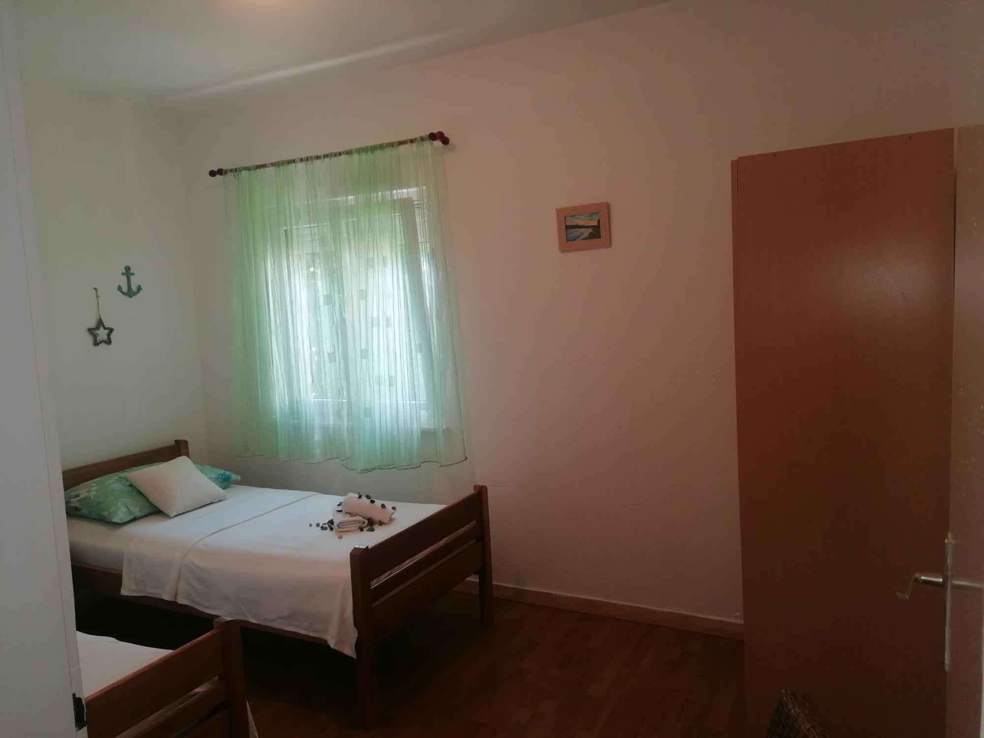 Apartman Volarevic Donji Karin Dış mekan fotoğraf